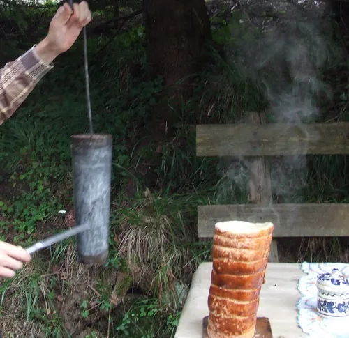 Elkészült kürtőskalács