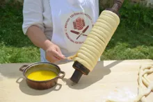 A tészta előkenése — 1. kép